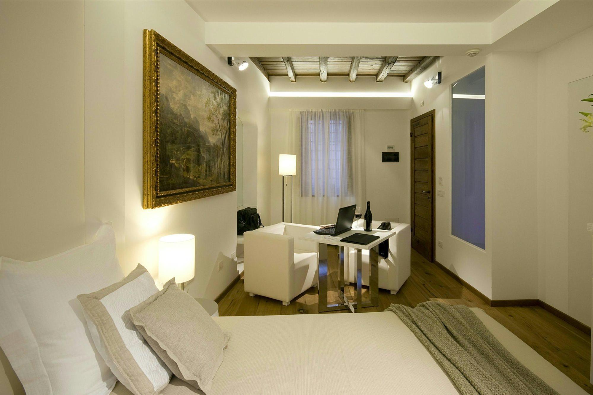 Gigli D'Oro Suite Roma Exterior foto