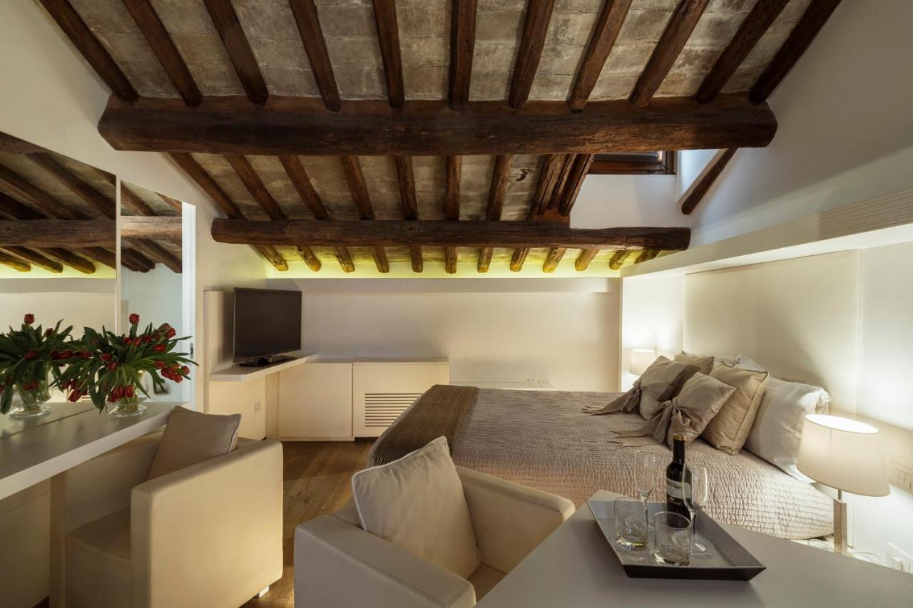 Gigli D'Oro Suite Roma Exterior foto